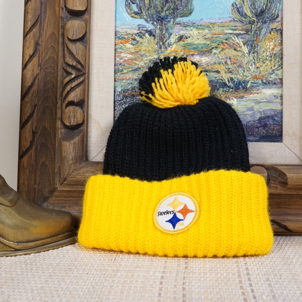 Vintage Pittsburgh Steelers yellow and black knit acrylic beanie